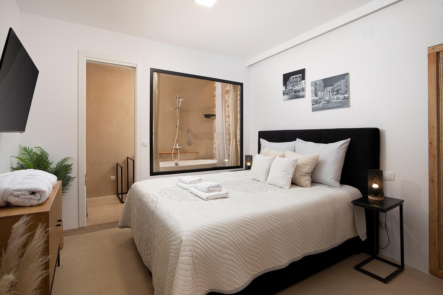 Deluxe Studio In City Center With Free Private Parking Rovinj Exterior photo